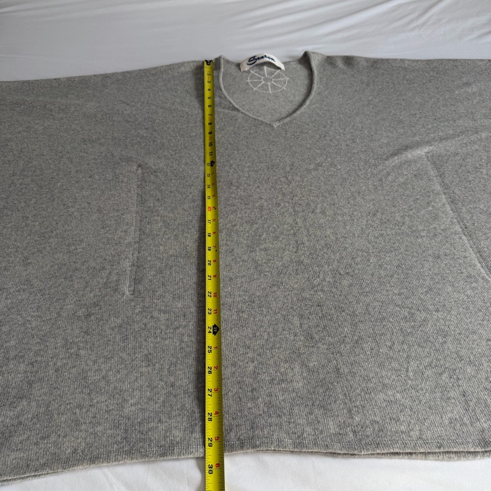 Seaton 100% Cashmere Luxury Heather Gray V-Neck Poncho Sweater - Picture 14 of 15